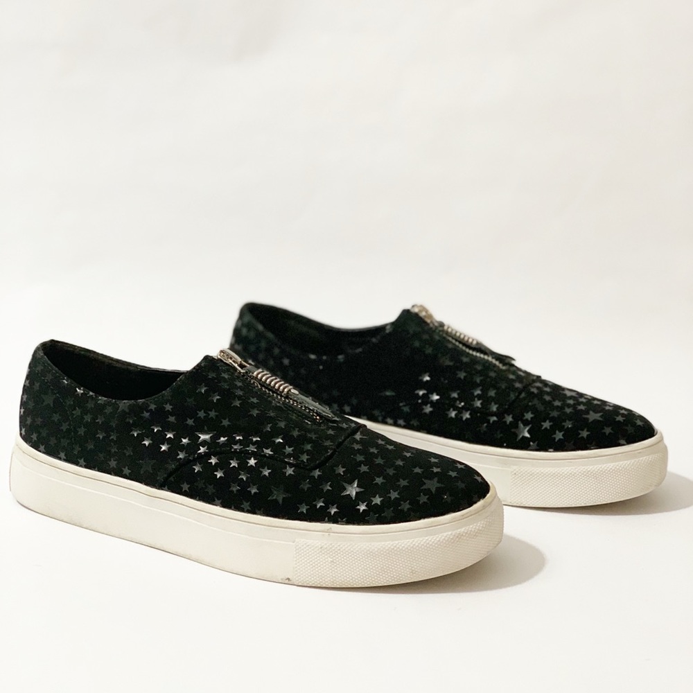 Madden Girl Kudos Black Star Sneakers